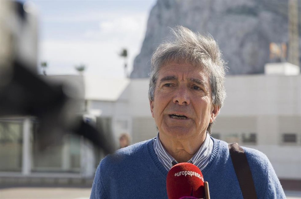 Archivo - El portavoz de la asociación de trabajadores españoles en Gibraltar, Juan José Uceda, en una imagen de archivo.