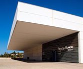 Foto: El espacio La Caja Blanca de Málaga expone las obras del estudio de pintura Ana Flores en la muestra 'Arte 2'