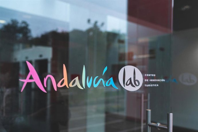 Andalucía Lab ofrece hasta diciembre 67 cursos sobre tecnología y ámbito digital para 1.500 profesionales