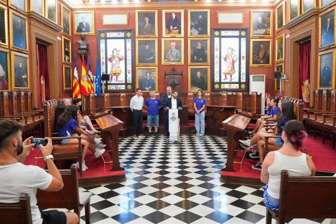 Acto de homenaje al CG Palma por su ascenso a Primera División de gimnasia artística.