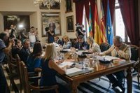 El Consell exige que el valenciano tenga el mismo estatus de oficialidad que el resto de lenguas cooficiales del Estado