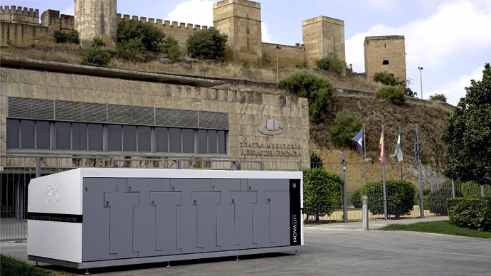 Aparcamiento de bicicletas de Novality en Alcalá de Guadaíra