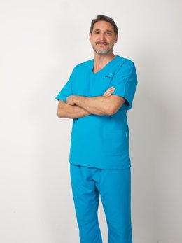 El presidente de la Sociedad Española de Cirugía Bucal (SECIB), Daniel Torres.