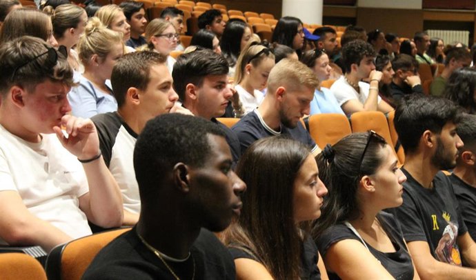 Los estudiantes italianos, junto mexicanos, franceses, alemanes y estadounidenses, conforman la mayoría de los alumnos extranjeros que albergará la ULE en el primer semestre del curso.