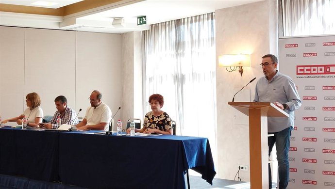 El secretario general de CCOO en C-LM, Paco de la Rosa