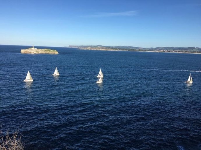 Archivo - Veleros en Santander