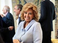 Los Reyes trasladan su apoyo a la familia de María Teresa Campos, "pionera y referente" de la radio y la televisión