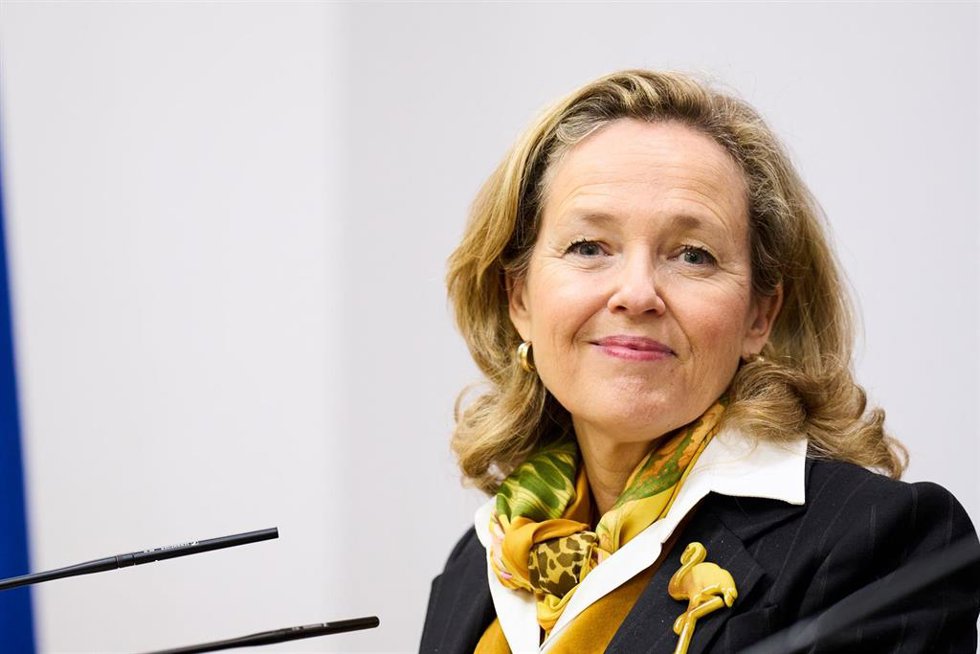 Archivo - La vicepresidenta primera del Gobierno y ministra de Asuntos Económicos, Nadia Calviño.