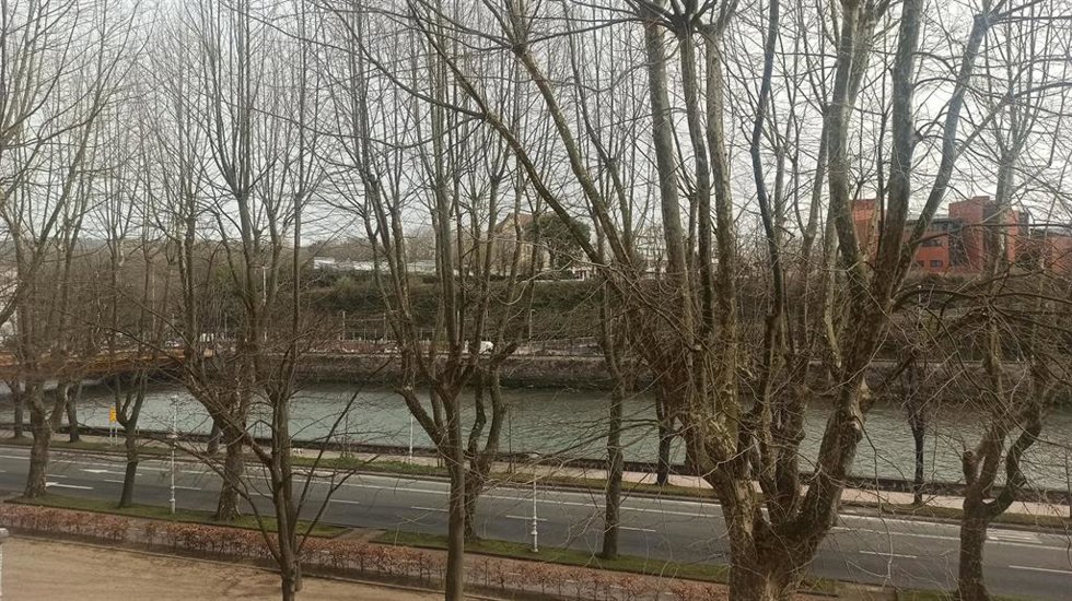 Archivo - El cielo en San Sebastián.