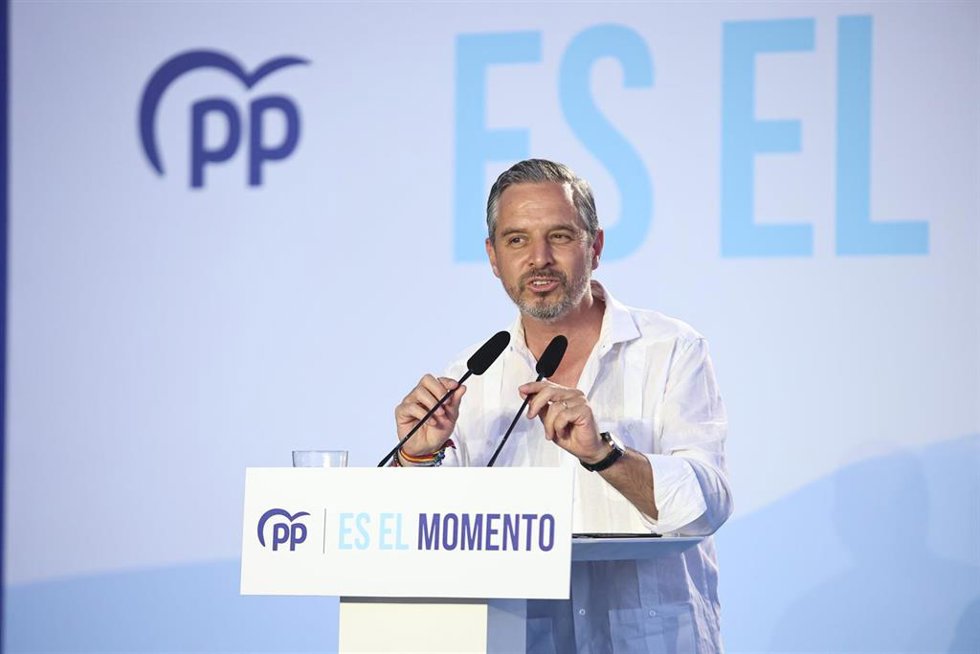 Archivo - El vicesecretario de Economía, Juan Bravo