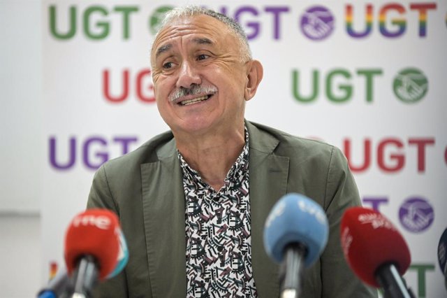 Archivo - El secretari general de la UGT, Pepe Álvarez