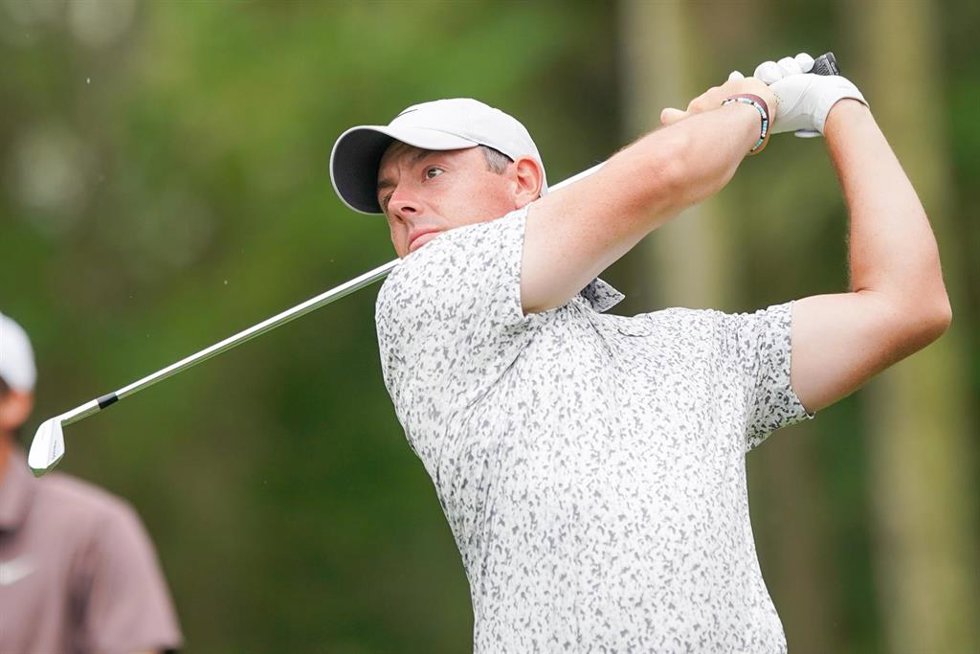 Archivo - El golfista norirlandés Rory McIlroy durante un torneo