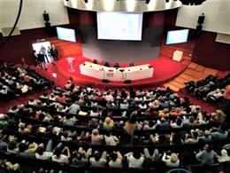 Ponencia de 'Periodismo a pie de calle' en el Palacio de Congresos Europa