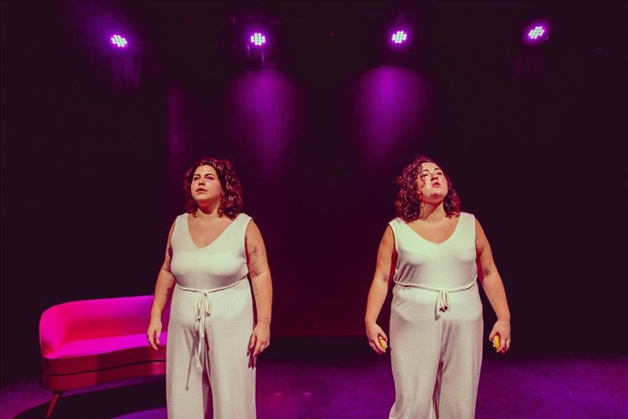 Archivo - La comedia teatral 'Gordas' 