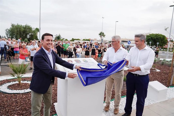 Nueva inauguración del puente que une a los municipios de Huércal de Almería y Viator