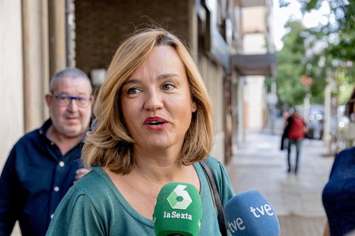 La portavoz de la CEF y ministra de Educación y FP, Pilar Alegría,.