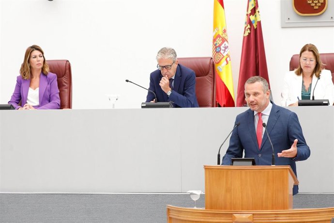 El portavoz del Grupo Parlamentario Popular, Joaquín Segado, en la segunda sesión Debate Investidura