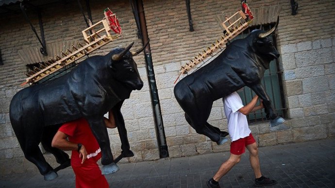 Acto con animal figurado