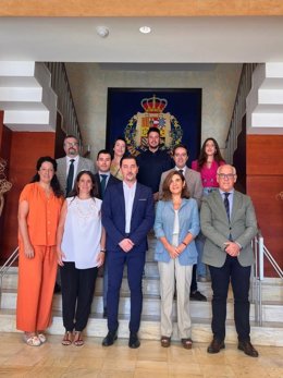 Rocío Blanco (2d en la primera fila) en su visita a La Carolina.