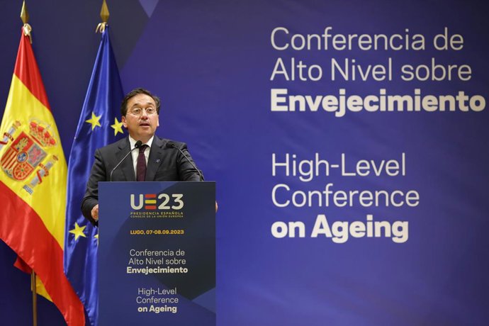 El ministro de Asuntos Exteriores, Unión Europea y Cooperación en funciones, José Manuel Albares, inaugura la Conferencia de Alto Nivel sobre Envejecimiento, a 7 de septiembre de 2023, en Lugo, Galicia (España). Lugo acoge una conferencia sobre envejeci