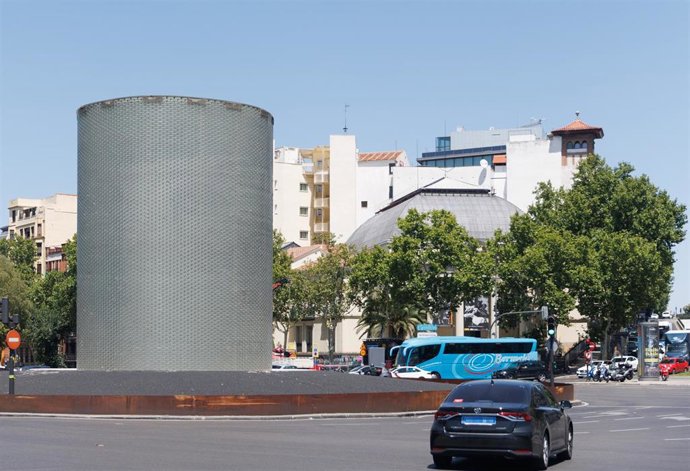Archivo - Monumento Homenaje a las Víctimas del 11-M en su actual ubicación fuera de la estación de Atocha, a 26 de julio de 2023.