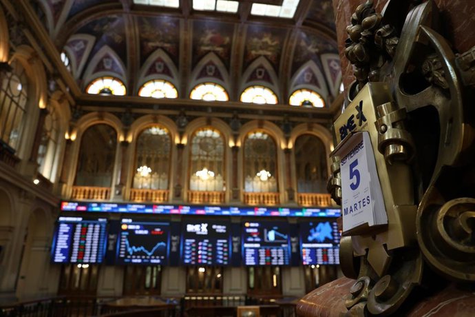 Calendario a día 5 de septiembre en el Palacio de la Bolsa de Madrid, a 5 de septiembre de 2023, en Madrid (España).