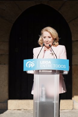 Archivo - L'expresidenta de la Comunitat de Madrid Esperanza Aguirre 