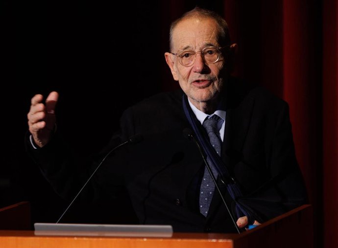 Archivo - El presidente del Real Patronato del Museo del Prado, Javier Solana