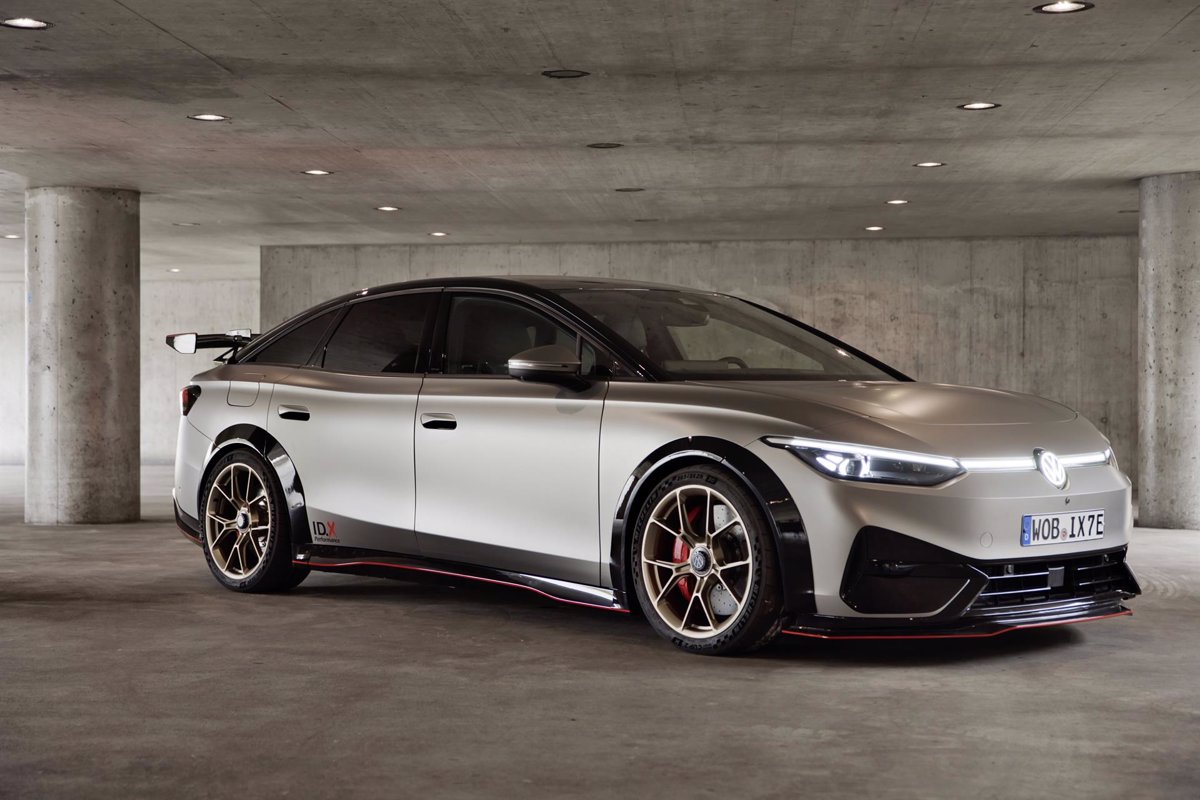 Volkswagen presents the prototype of its purely electric sports sedan ID.X Performance