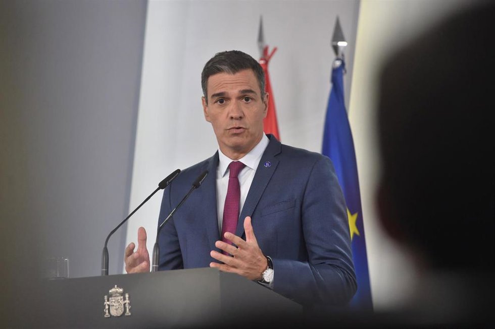 El presidente del Gobierno en funciones, Pedro Sánchez, durante una rueda de prensa en el Palacio de la Moncloa, a 22 de agosto de 2023, en Madrid (España). 