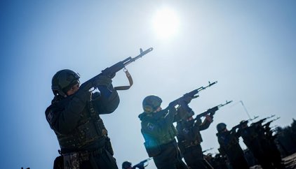 Reino Unido afirma que el envío de tropas rusas al sureste de Ucrania "obstaculiza" su capacidad ofensiva en otras zonas