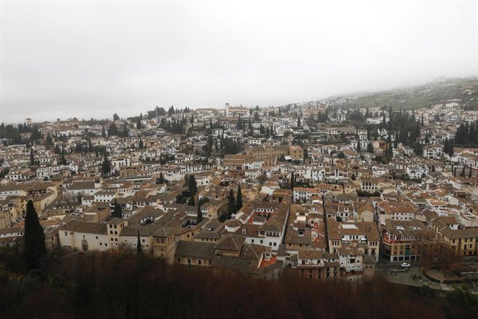 Archivo - Vistas de Granada desde la Alhambra. Archivo.