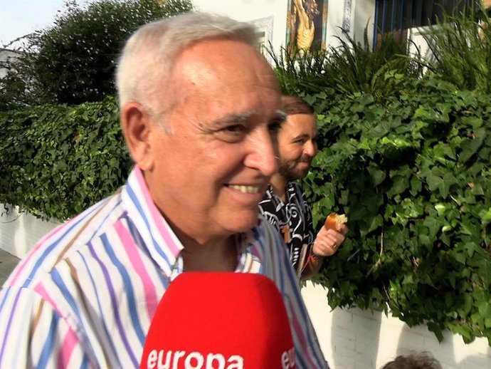 JOSÉ ANTONIO RODRÍGUEZ EN LA PROCESIÓN DE LA VIRGEN DE REGLA