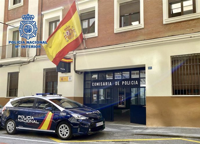 Archivo - Alicante.- Sucesos.- Detenidos dos hombres por sustraer una mochila con 27.000 euros en un robo orquestado