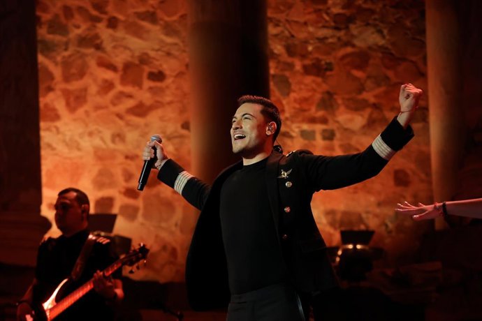 Carlos Rivera, durante su actuación en el Teatro Romano de Mérida.