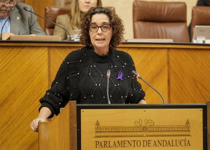 Archivo - La parlamentaria del PSOE-A Susana Rivas 