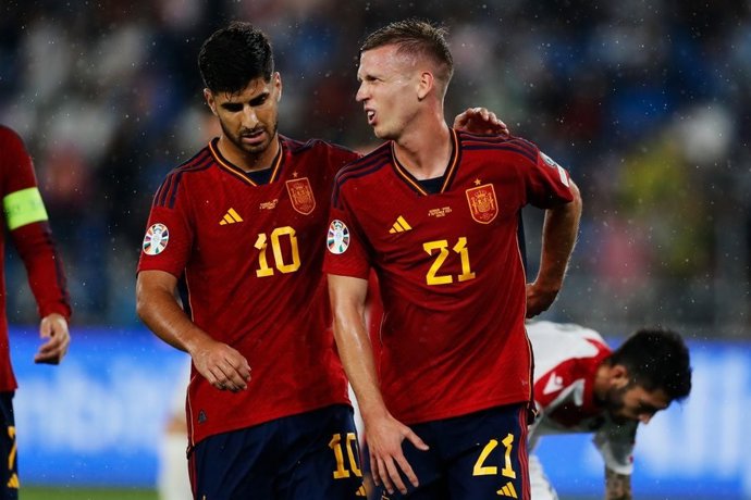 Marco Asensio y Dani Olmo