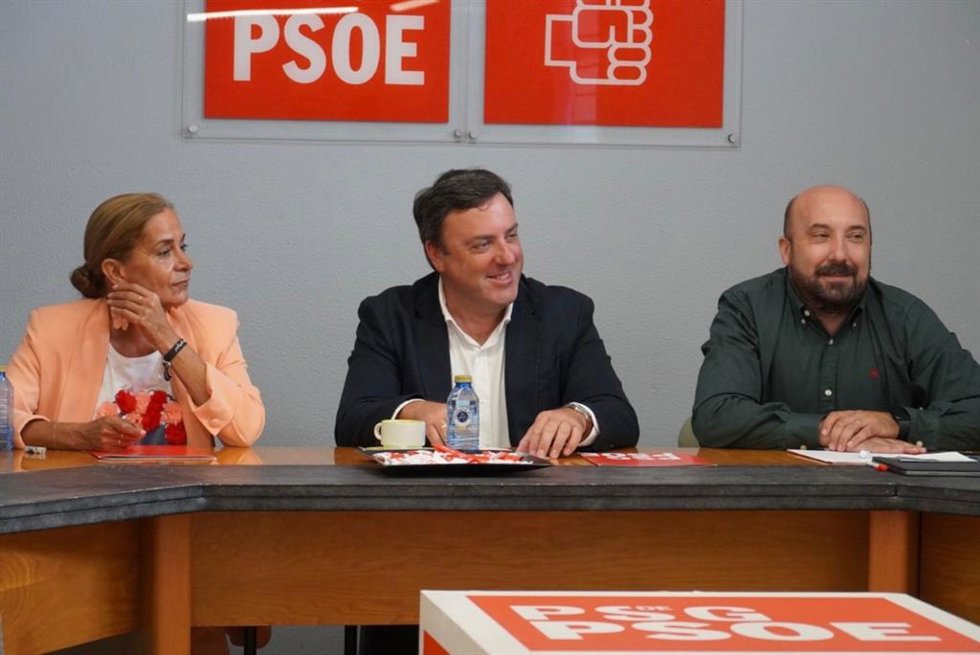 Valentín González Formoso, Carmela Silva y Lage Tuñas