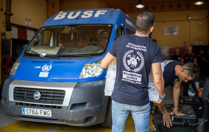 Los Bomberos Unidos Sin Fronteras, prepara la expedición para viajar a Marruecos en misión para encontrar personas bajo escombros con los perros