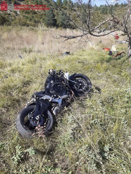 Imagen de la moto accidentada.