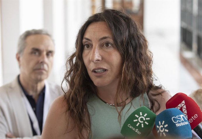 Archivo - La consejera de Inclusión Social, Juventud, Familias e Igualdad, Loles López, en una imagen de archivo