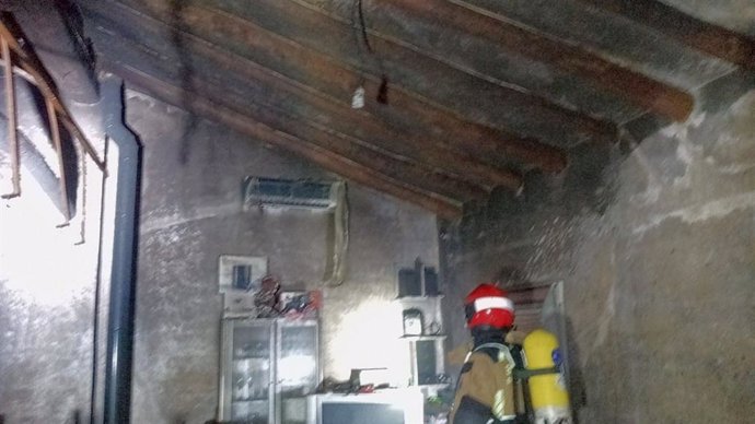 Vivienda en la que se ha producido el incendio esta madrugada.