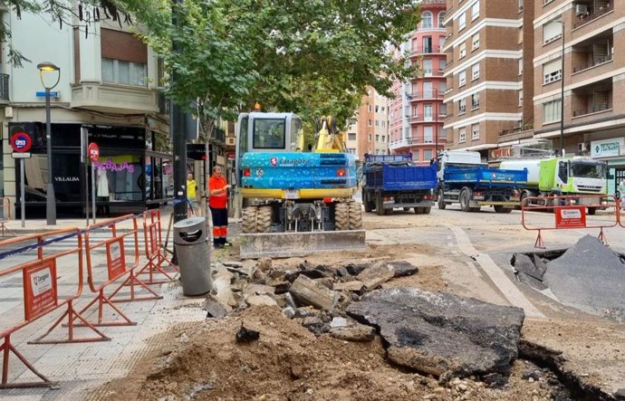 Calle del centro de Zaragoza en obras.
