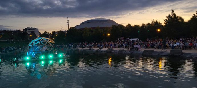Conciertos, catas flotantes, talleres, luz y sonido,  en el V Festival EBROñO del 22 al 24 de Septiembre en el Parque de la Ribera