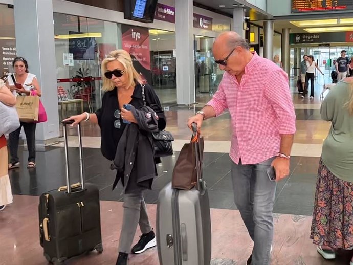 CARMEN BORREGO Y SU MARIDO, JOSÉ CARLOS BERNAL, EN MÁLAGA