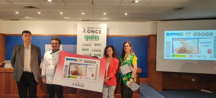 Presentación del cupón de la ONCE sobre los fardelejos
