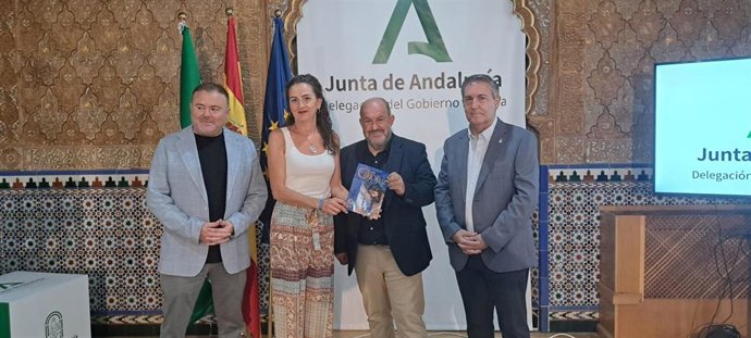 Presentación de la programación especial en RTVA por el Cristo de la Luz, en Dalías (Almería)