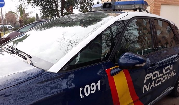 Imagen de recurso de un coche patrulla de la Policía.