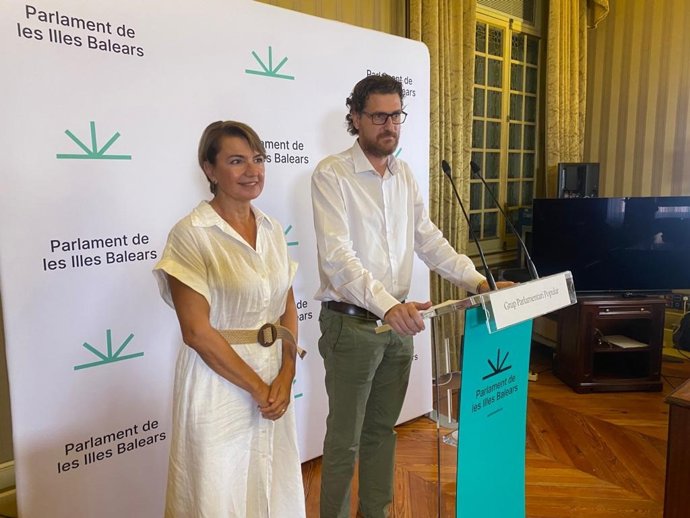 El portavoz parlamentario del PP, Sebasti Sagreras, en rueda de prensa.