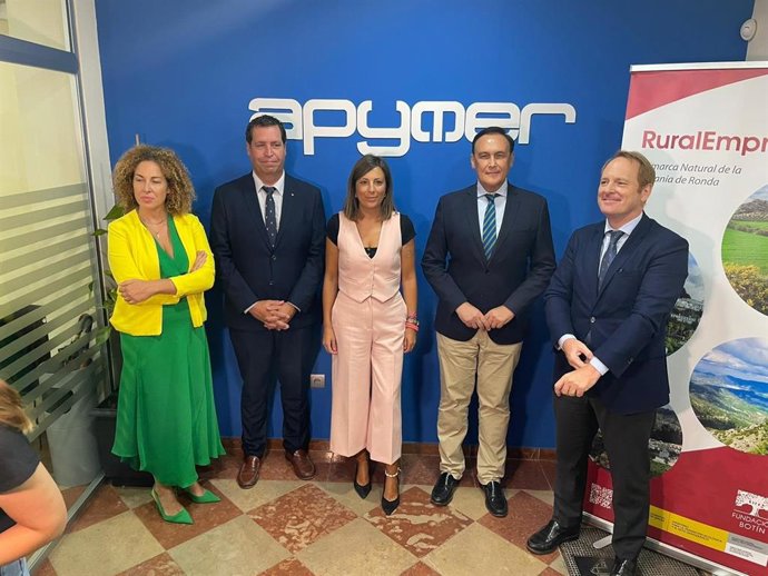 Villamandos durante la presentación del programa RuralEmprende para la Serranía de Ronda.